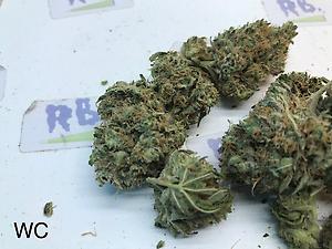 WEDDING CAKE. A GRADE UK