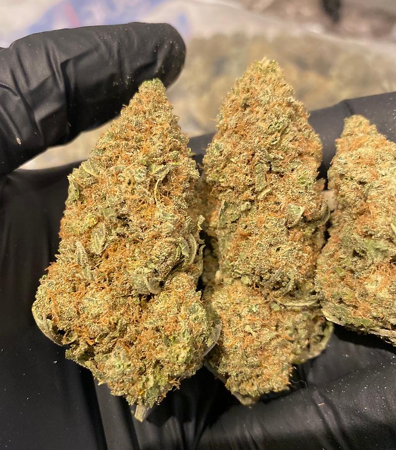 Dank And Creamy UK Grown Wedding Cake - Properly Cured