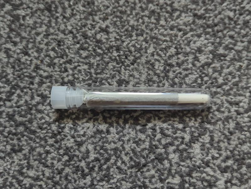 Pre Rolls 1g - Free Delivery