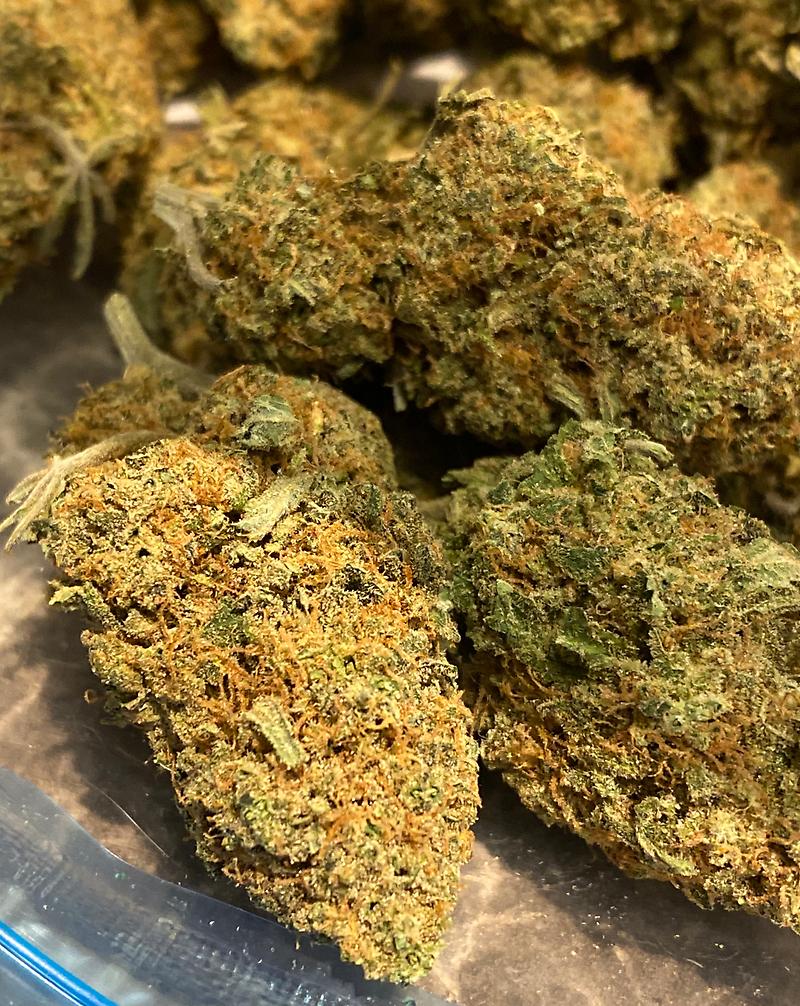 Dank And Creamy UK Grown Wedding Cake - Properly Cured