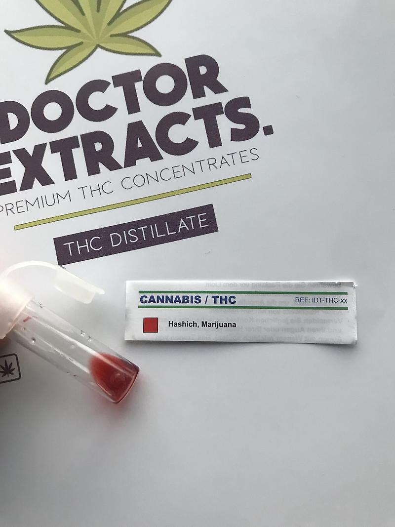 DISPENSARY GRADE THC DISTILLATE VAPE PEN