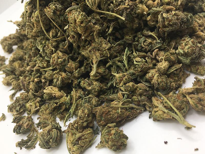 Stardog Popcorn Nugs - Not shake - All small buds