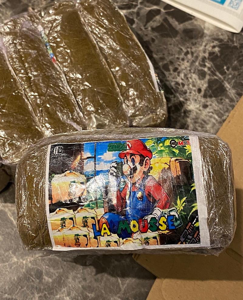 Soft Like Moist Sand Super Fruity Morrocan Pollen Hash