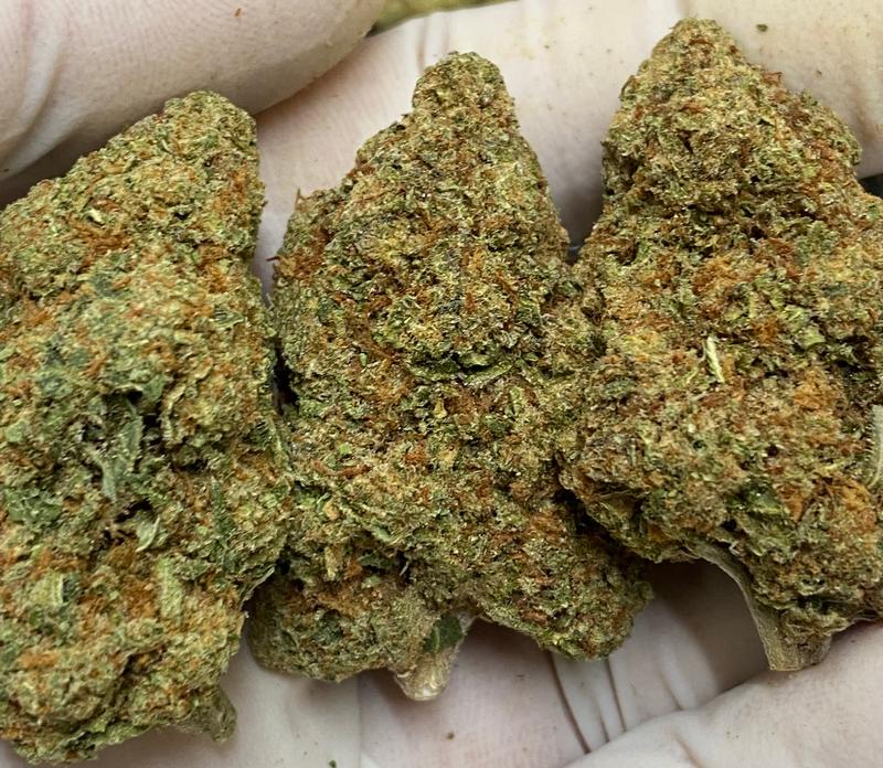 LEMONADE - Really nice Citrus Terps - Dense Nugs