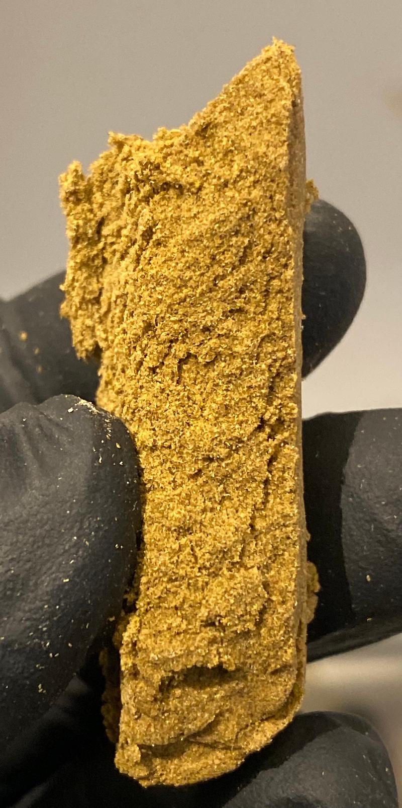 Soft Like Moist Sand Super Fruity Morrocan Pollen Hash