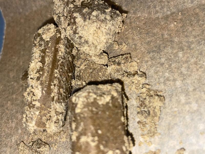 CRITICAL KUSH Sticky Yellow Hash (CALI IMPORT)