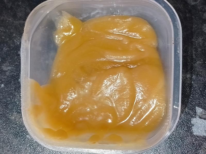 APPLE TARTS LIVE BADDA