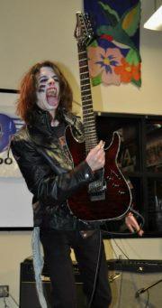 Justin Adams